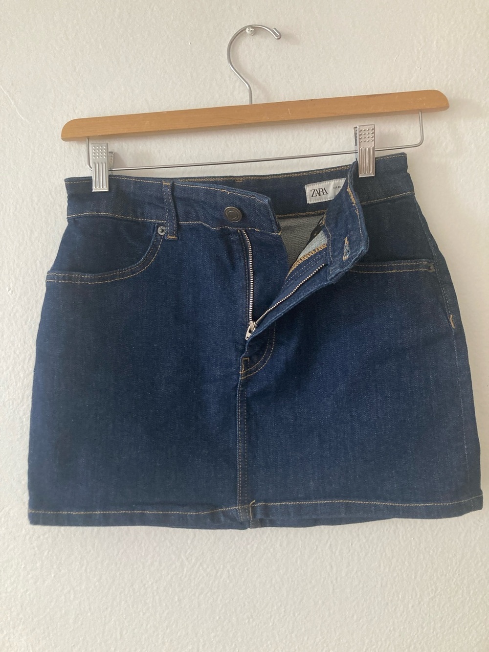 Zara Navy Blue Denim Mini Skirt - Picture 1 of 4